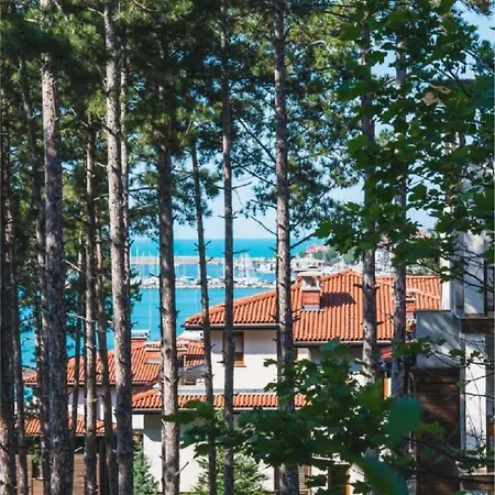Apartament Marina Forest